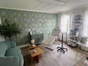 155 Greenwood Ave, Bethel, CT for lease Interior Photo- Image 1 of 16