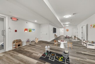 More details for 533 Greenwich St, Hempstead, NY - Flex for Lease