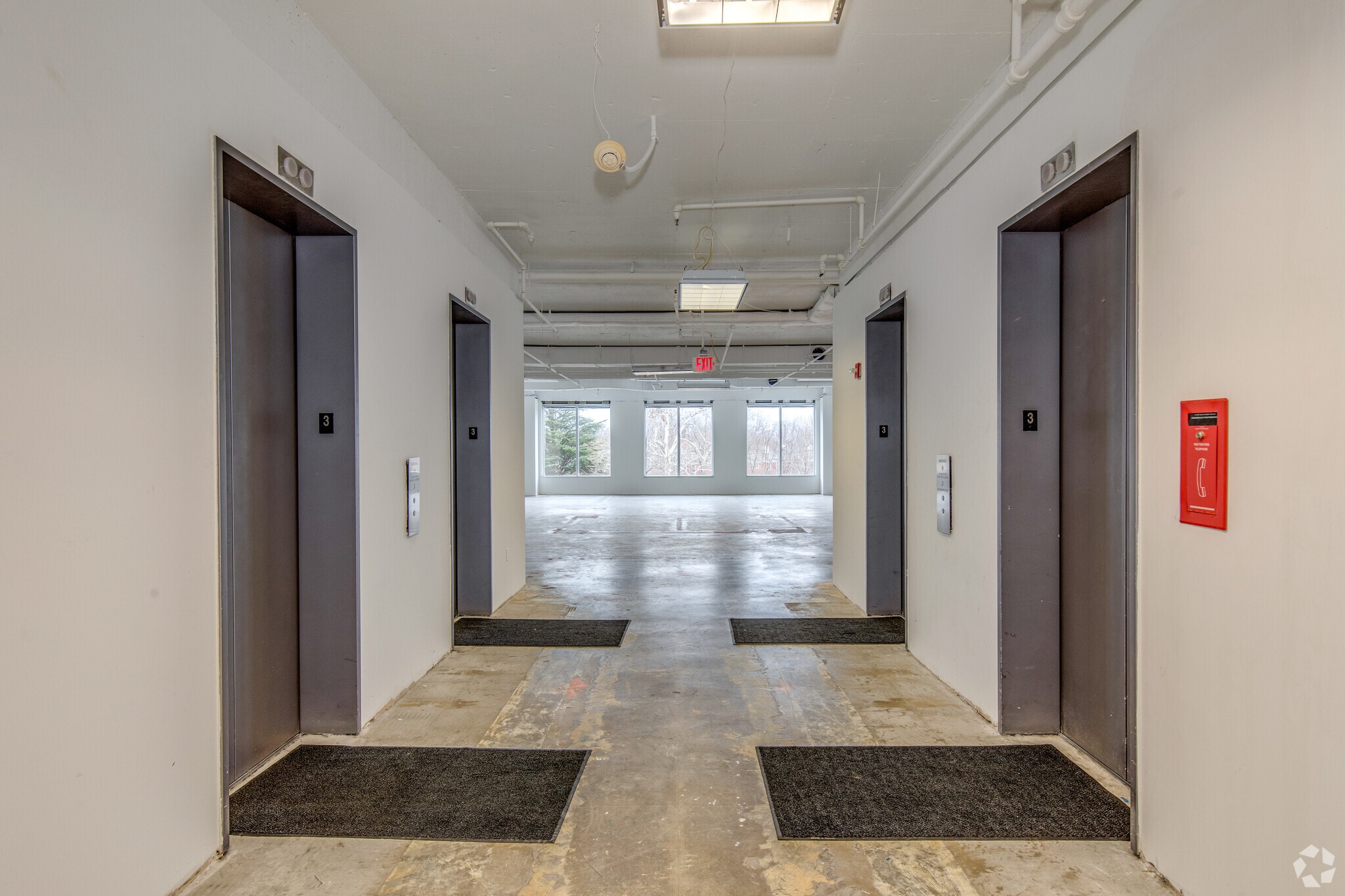 3865 Wilson Blvd, Arlington, VA for lease Interior Photo- Image 1 of 9