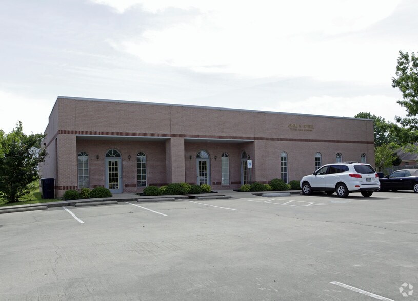 6980 Dogwood Manor Dr, Olive Branch, MS for lease - Building Photo - Image 1 of 6