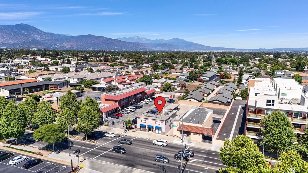 5604-5608 Rosemead Blvd, Temple City, CA for lease - Building Photo - Image 2 of 24