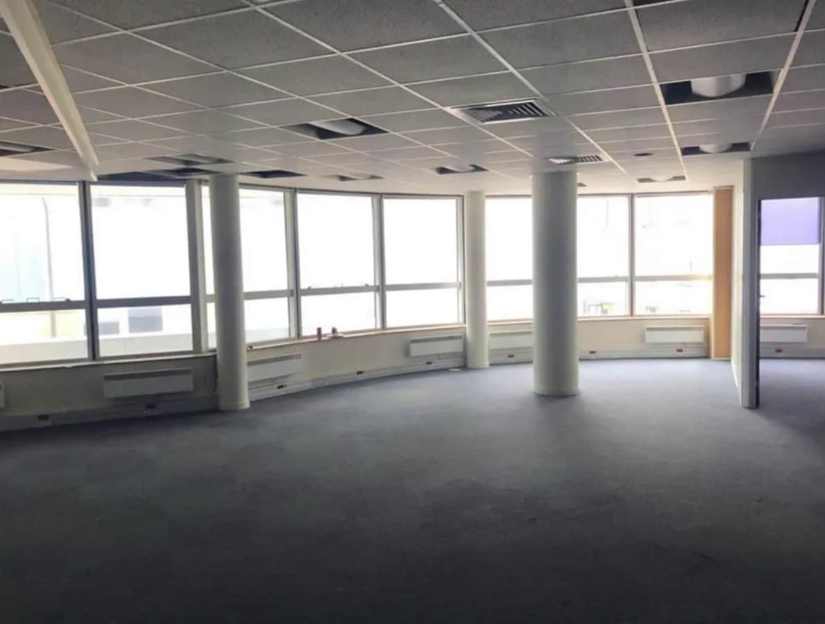 Levallois-Perret, HDS 92300 - Unit 1 -  - Interior Photo - Image 1 of 6