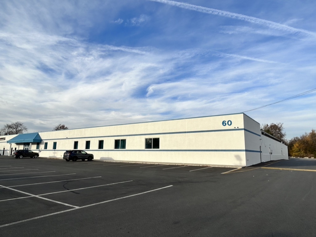 60 Saddle River Ave, South Hackensack, NJ for lease Building Photo- Image 1 of 6