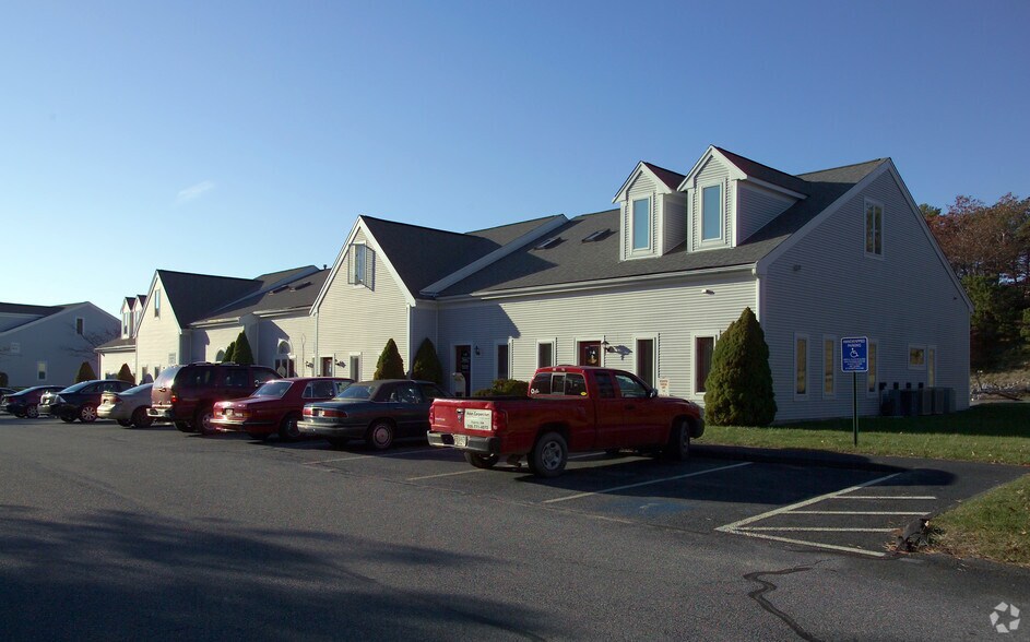 270 Communication Way, Hyannis, MA for sale - Primary Photo - Image 1 of 1