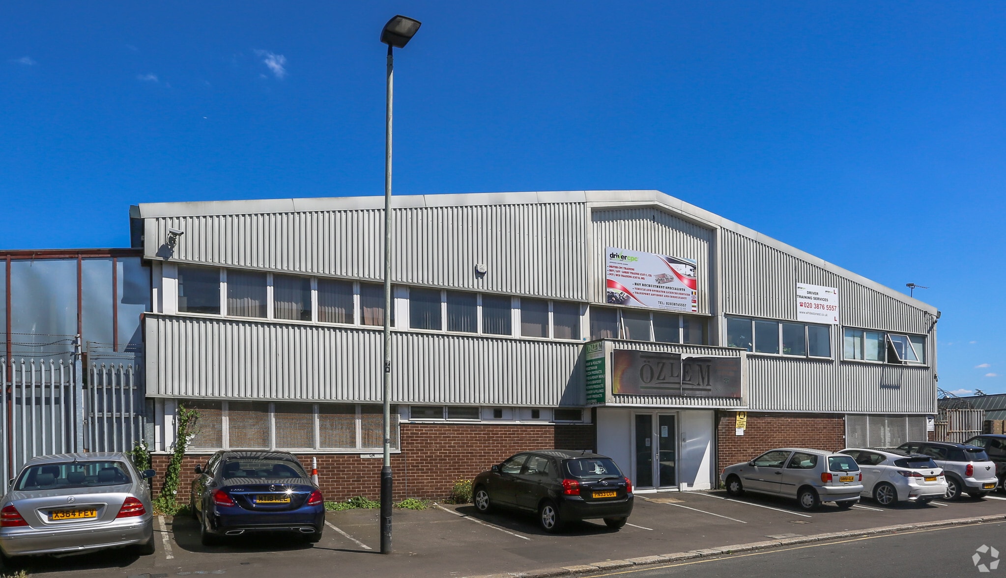 West Rd, London for sale Primary Photo- Image 1 of 1