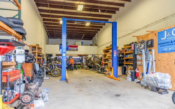 150 Franklin St, East Bridgewater, MA for sale - Interior Photo - Image 2 of 3