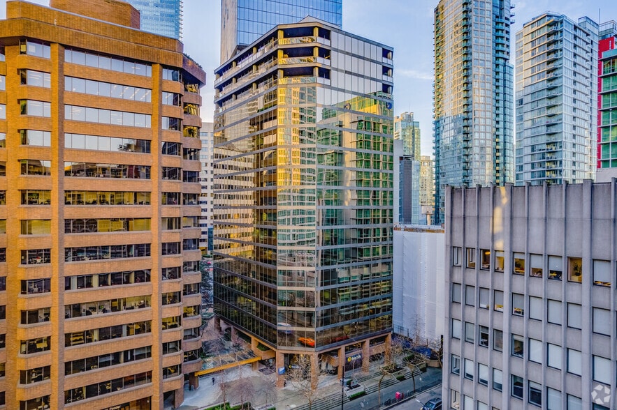 1140 W Pender St, Vancouver, BC for lease - Building Photo - Image 1 of 4
