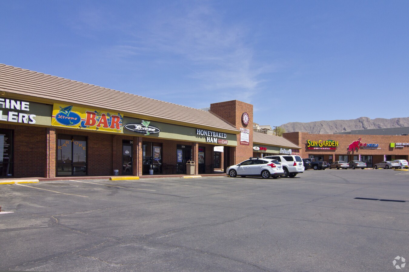 6600 N Mesa St, El Paso, TX 79912