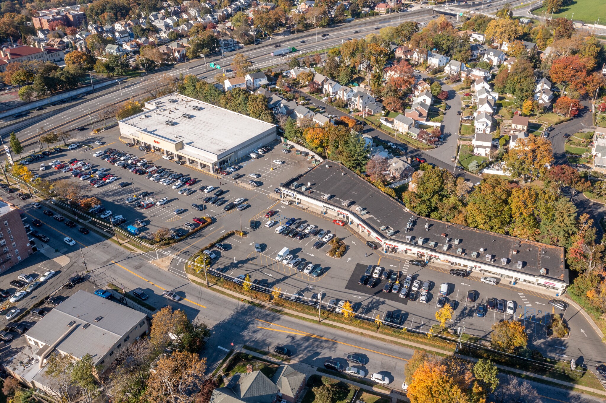 660 Mclean Ave, Yonkers, NY 10704 Mclean Plaza