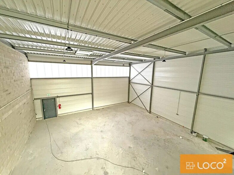 Flex in Toulouse for lease - Interior Photo - Image 2 of 11