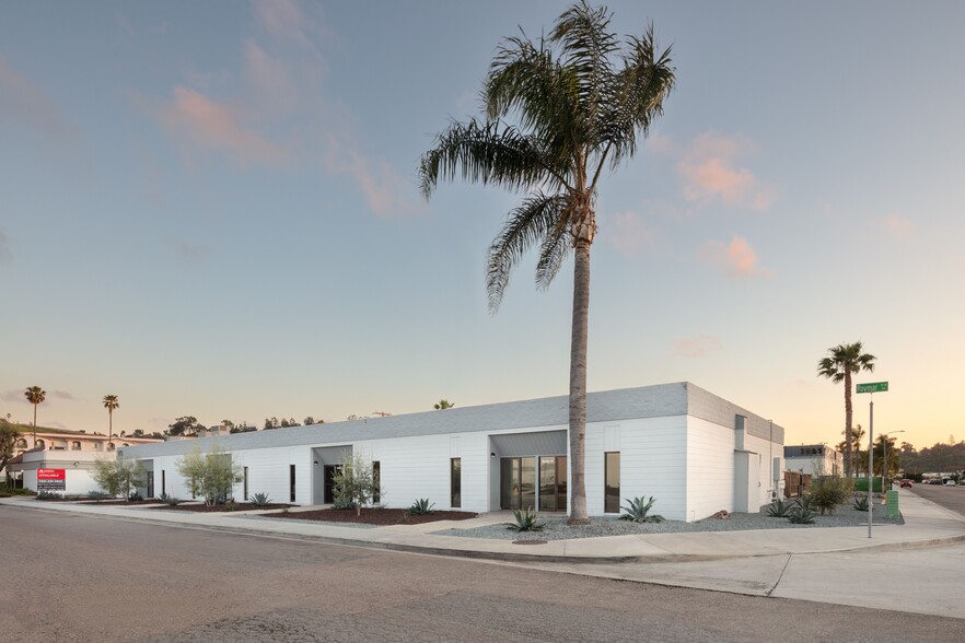 180-230 Roymar Rd, Oceanside, CA for lease - Building Photo - Image 1 of 7