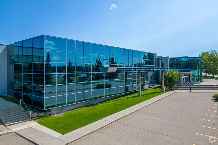 1120 68th Ave NE, Calgary, AB for lease - Building Photo - Image 3 of 14