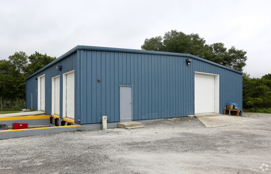 606 S Hawthorne Ave, Apopka, FL for lease - Primary Photo - Image 1 of 2