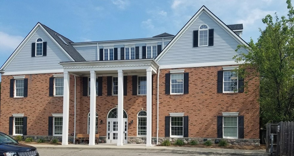 929 W University Dr, Rochester, MI for lease - Building Photo - Image 3 of 9