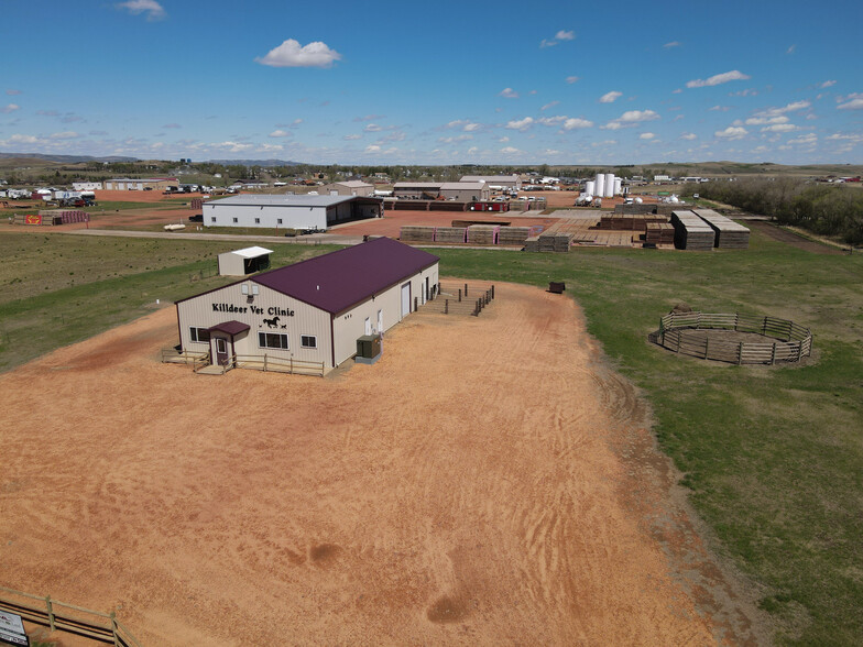 701 Highway 200 St, Killdeer, ND for sale - Building Photo - Image 1 of 1