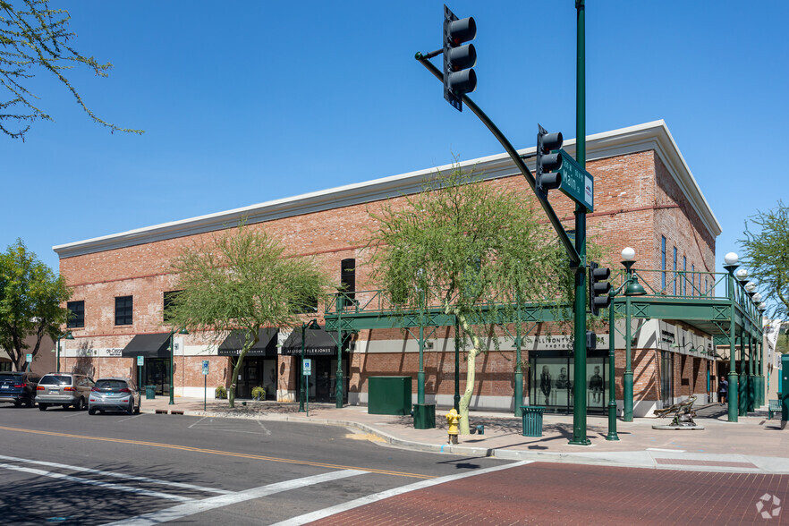 166 W Main St, Mesa, AZ for lease - Building Photo - Image 3 of 15