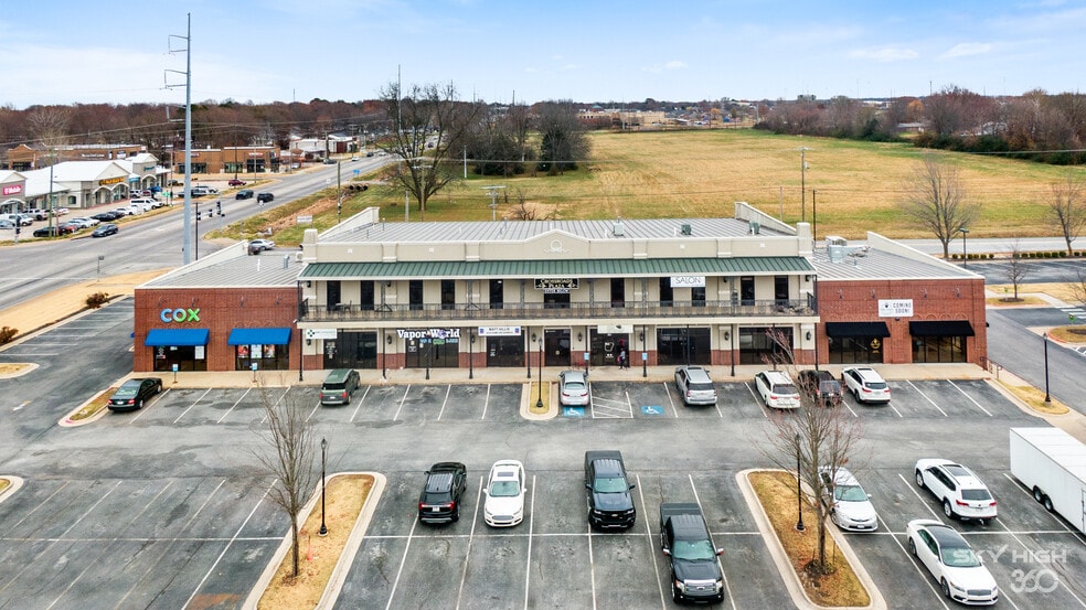 201 SW 14th St, Bentonville, AR for lease - Building Photo - Image 3 of 36