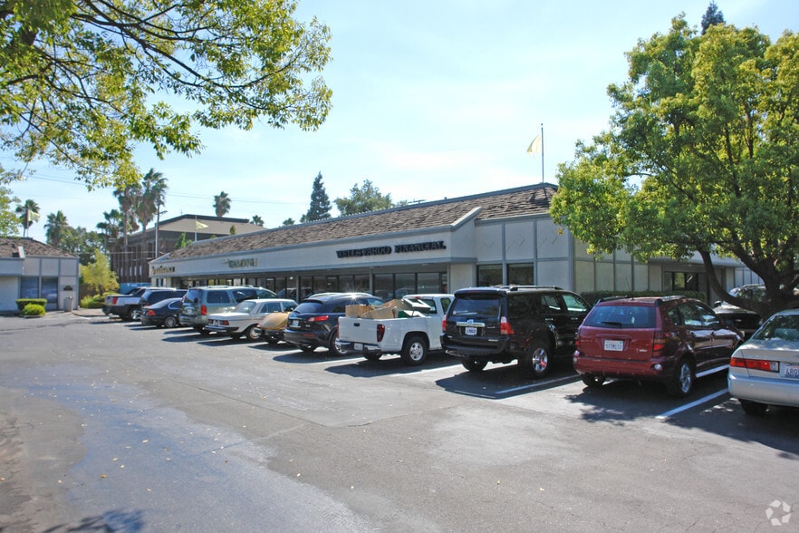 2354-2362 Fair Oaks Blvd, Sacramento, CA for lease - Building Photo - Image 3 of 12