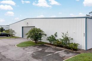 302 South Spring Garden Avenue Deland Fl 32720 Garden Low Rise For Sale Loopnet Com