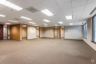 220 N Smith St, Palatine, IL for lease Interior Photo- Image 2 of 5