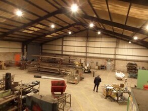 Wyndham Close, Bridgend for lease Interior Photo- Image 1 of 2