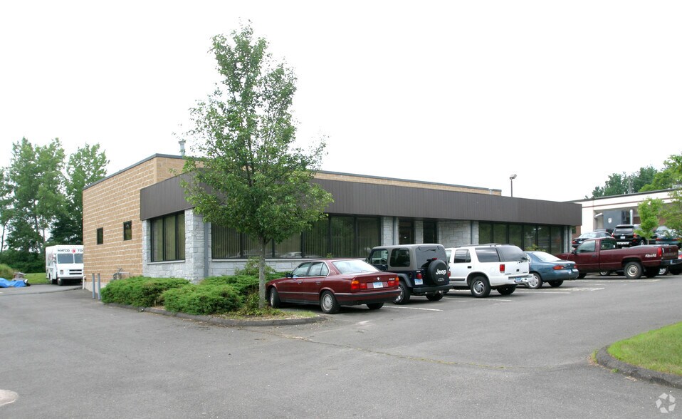 400 Corporate Row, Cromwell, CT for sale - Primary Photo - Image 1 of 1