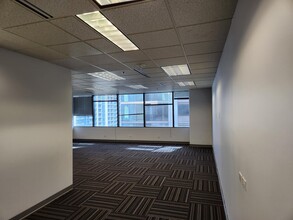 1440 Kapiolani Blvd, Honolulu, HI for lease Interior Photo- Image 1 of 2