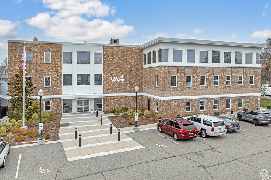 175 South St, Morristown, NJ for lease - Building Photo - Image 2 of 13