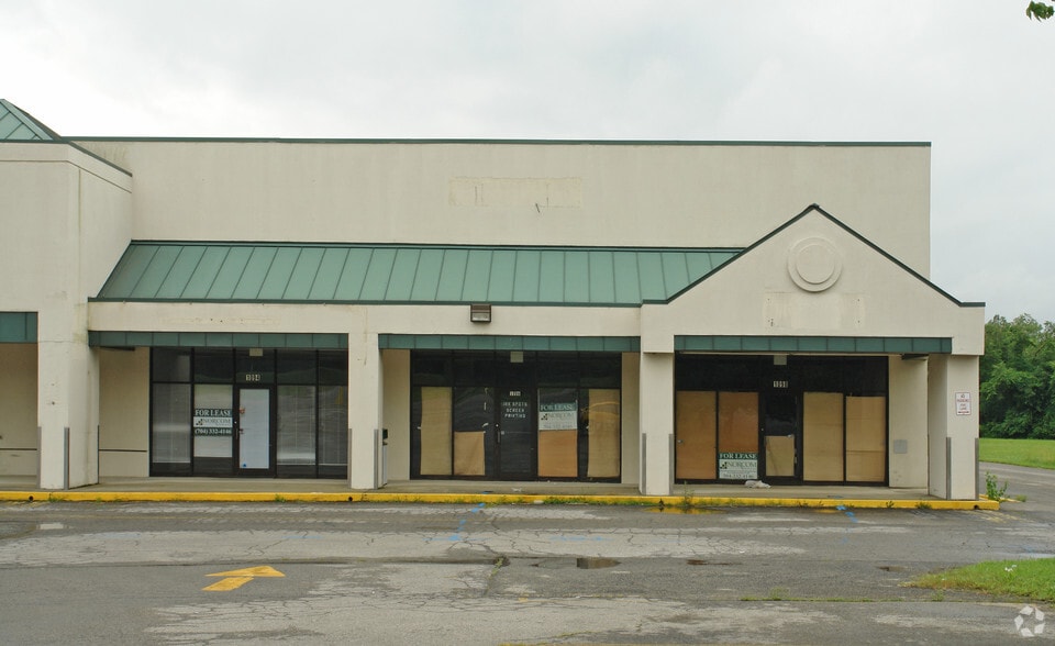 1092 By Pass Rd, Vinton, VA for lease - Building Photo - Image 3 of 5