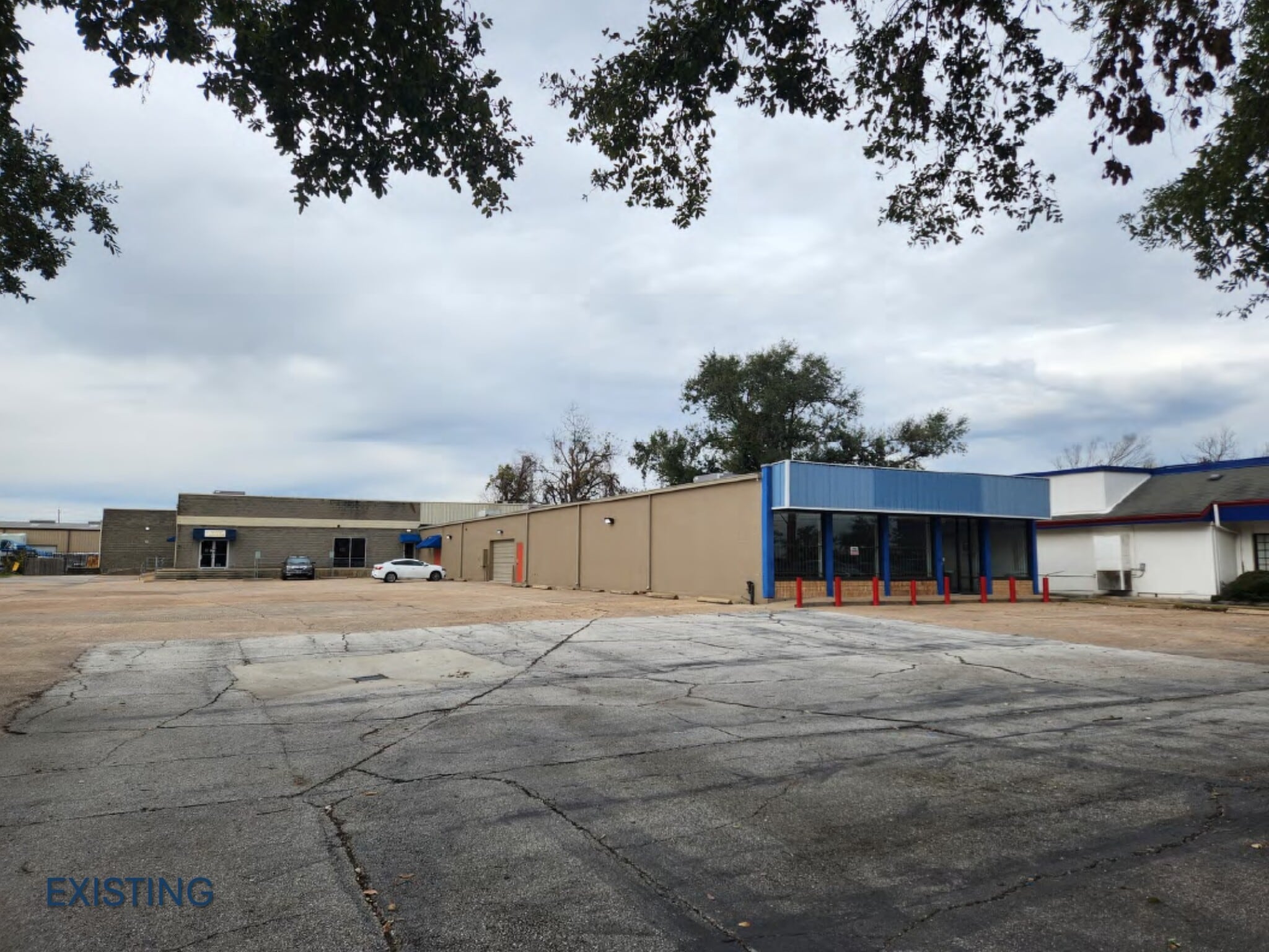1907 Mangum Rd, Houston, TX for lease Building Photo- Image 1 of 1
