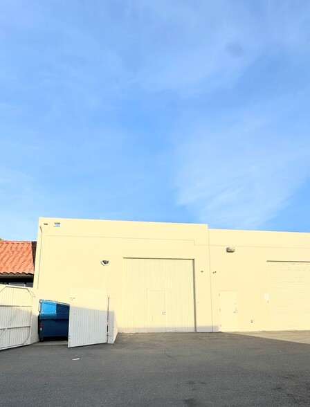 580 W Lambert Rd, Brea, CA for lease - Building Photo - Image 2 of 14