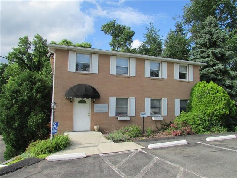 125 Rock Run Rd, Elizabeth, PA for lease - Primary Photo - Image 1 of 25