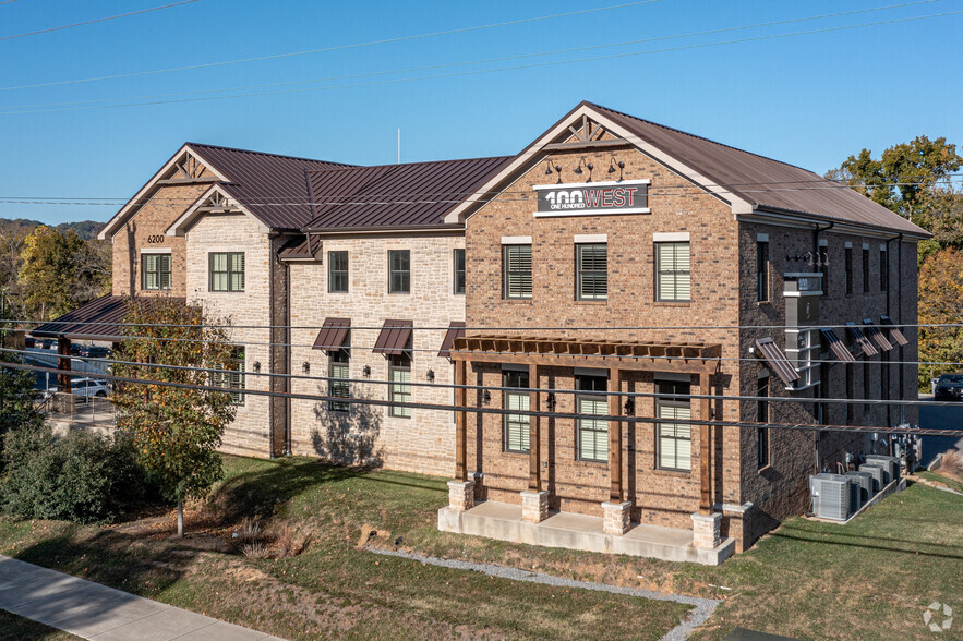 6200 Highway 100, Nashville, TN for sale - Primary Photo - Image 1 of 1