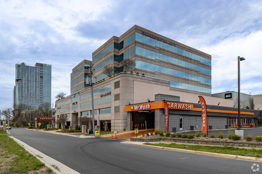 8230 Leesburg Pike, Vienna, VA for lease - Building Photo - Image 1 of 3