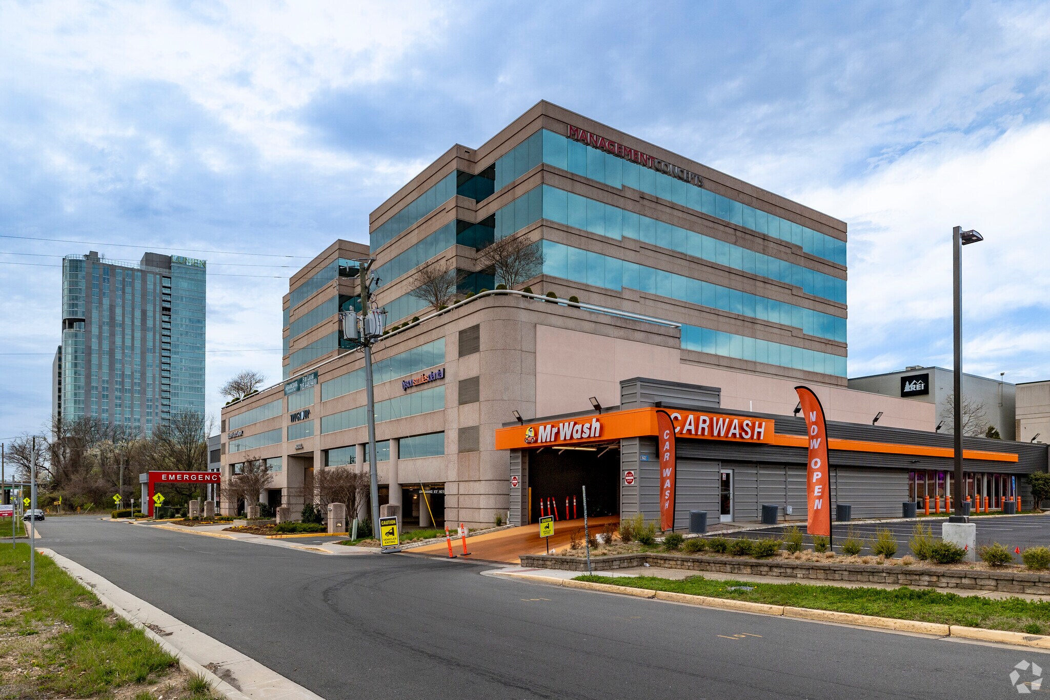 8028 Leesburg Pike Tysons Corner Virginia 22182 Usa 8230 Leesburg Pike, Vienna, VA 22182 - Office for Lease | LoopNet