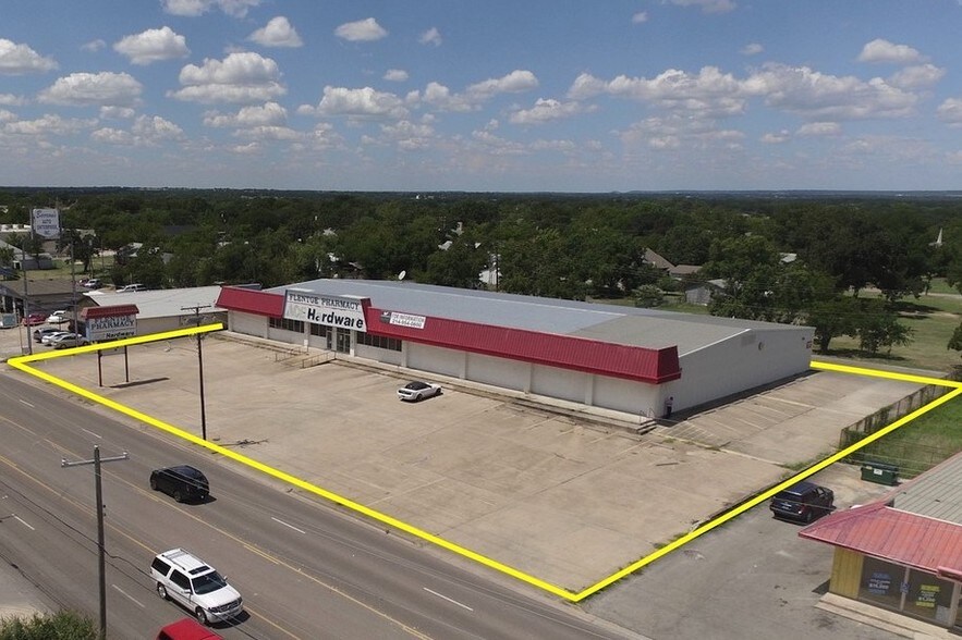 1611 E Main St, Gatesville, TX for sale - Building Photo - Image 1 of 1