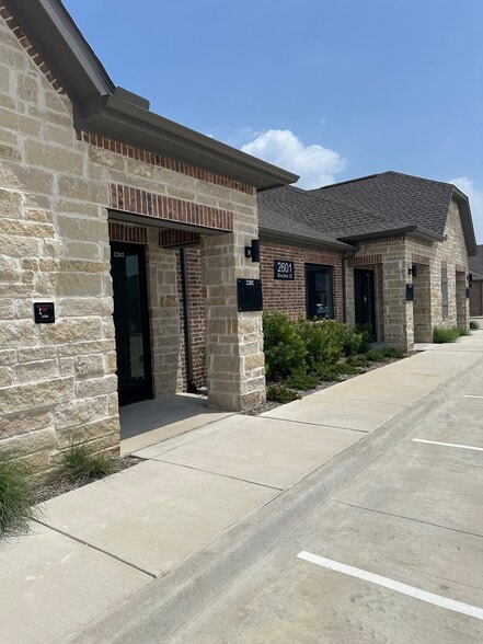 2601 Little Elm Pky, Little Elm, TX for lease - Building Photo - Image 1 of 6