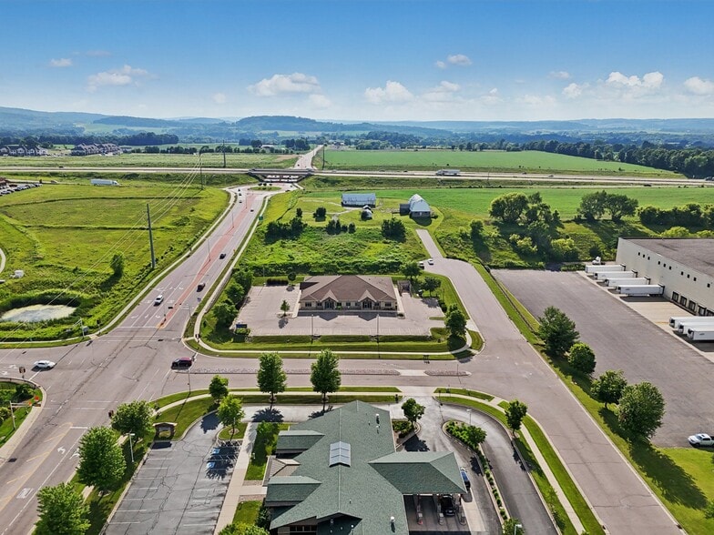 1670 South Blvd, Baraboo, WI for sale - Aerial - Image 3 of 5
