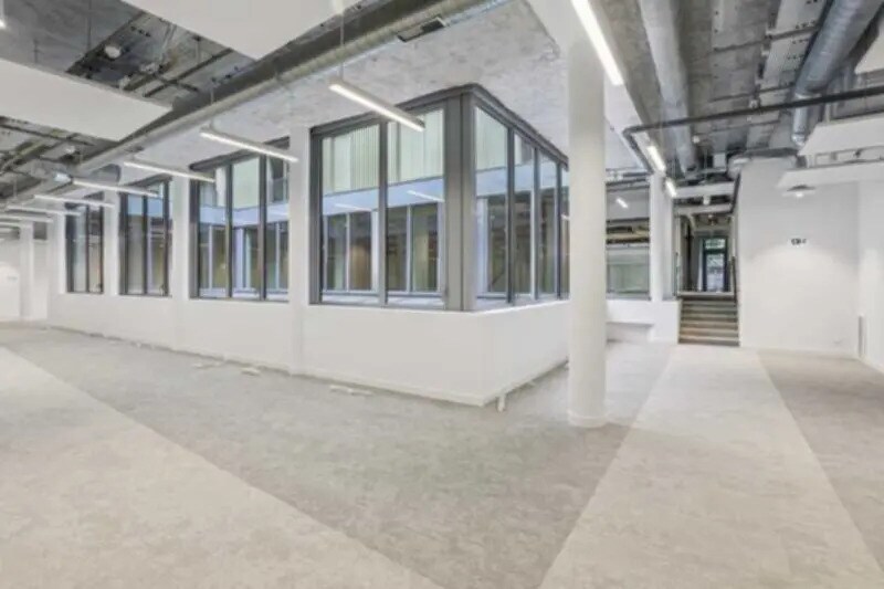 12 Rue Versigny, Paris for sale - Interior Photo - Image 3 of 14