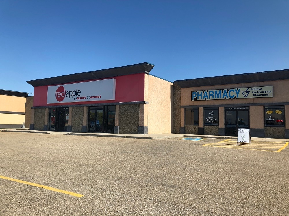 5011 48 Ave, Ponoka, AB for sale Building Photo- Image 1 of 1