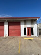 13200 Hempstead Hwy, Houston, TX for lease Building Photo- Image 1 of 5