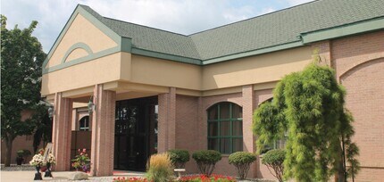 6200 State St, Saginaw, MI for lease Building Photo- Image 2 of 3