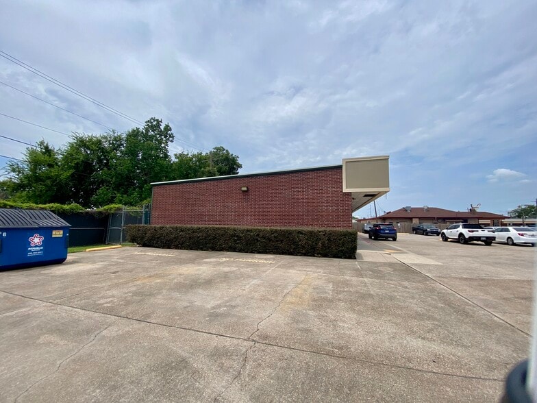 2745-2765 Washington Blvd, Beaumont, TX for sale - Building Photo - Image 2 of 15