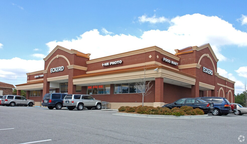 8921 Two Notch Rd, Columbia, SC for sale - Primary Photo - Image 1 of 1