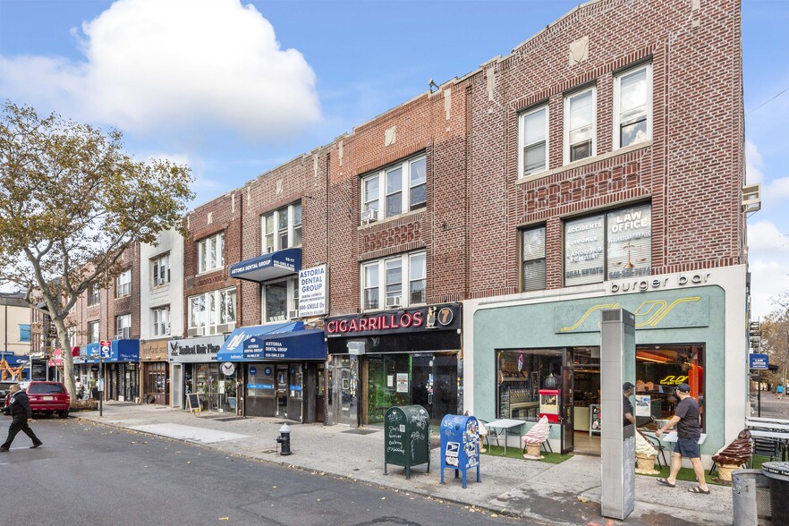 3219 Broadway, Astoria, NY for lease - Building Photo - Image 2 of 5