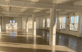 656 S Los Angeles St, Los Angeles, CA for lease Interior Photo- Image 2 of 8