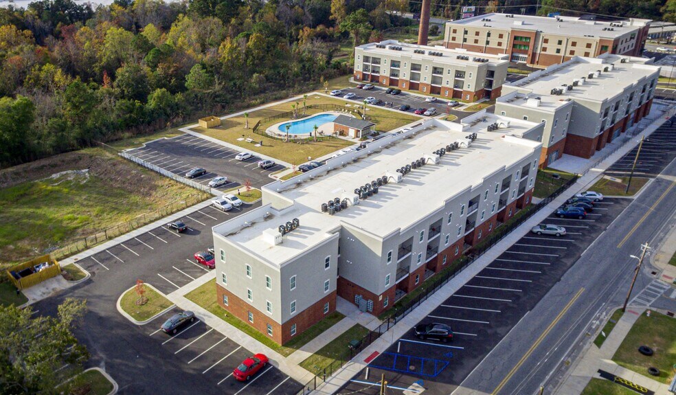 1853 W Gordon St, Valdosta, GA for sale - Aerial - Image 1 of 1