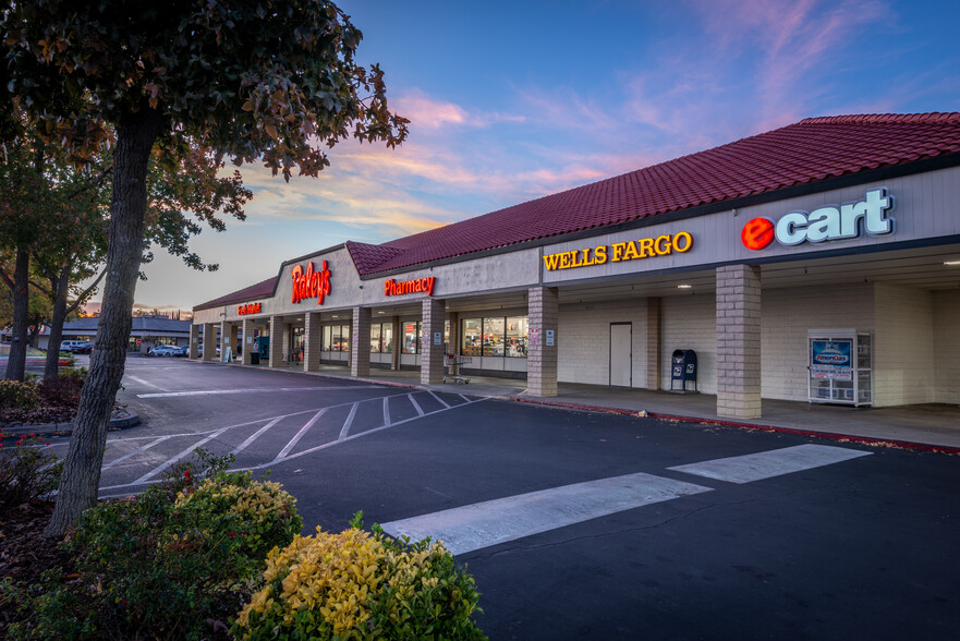 7811-7895 Lichen Dr, Citrus Heights, CA for lease - Building Photo - Image 1 of 6