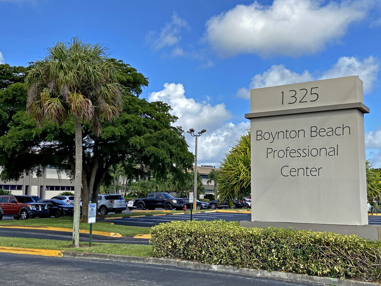 1325 S Congress Ave, Boynton Beach, FL for lease - Building Photo - Image 3 of 14