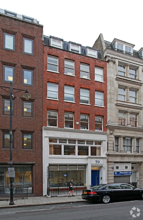39 Hatton Garden, London, LND EC1N 8EH Rayner House